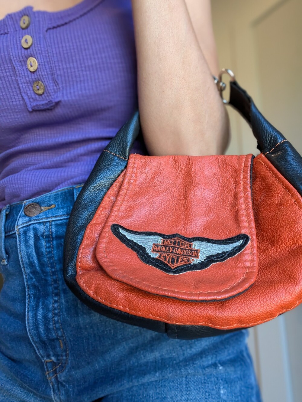 Harley Davidson Small Shoulder Purse w/Embroidered HD Logo Orange And Black
